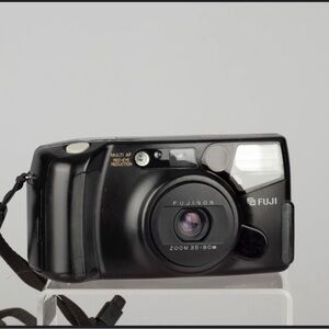 Vintage Fujifilm DL-1000 Zoom 35mm camera